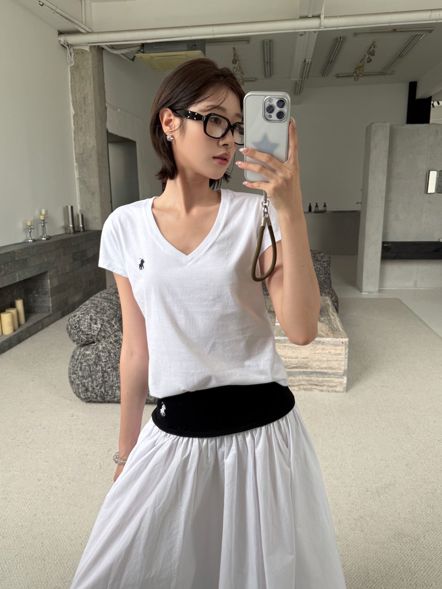 2026 Women’s RL Embroidered V-neck Short-sleeved Top (FF743)