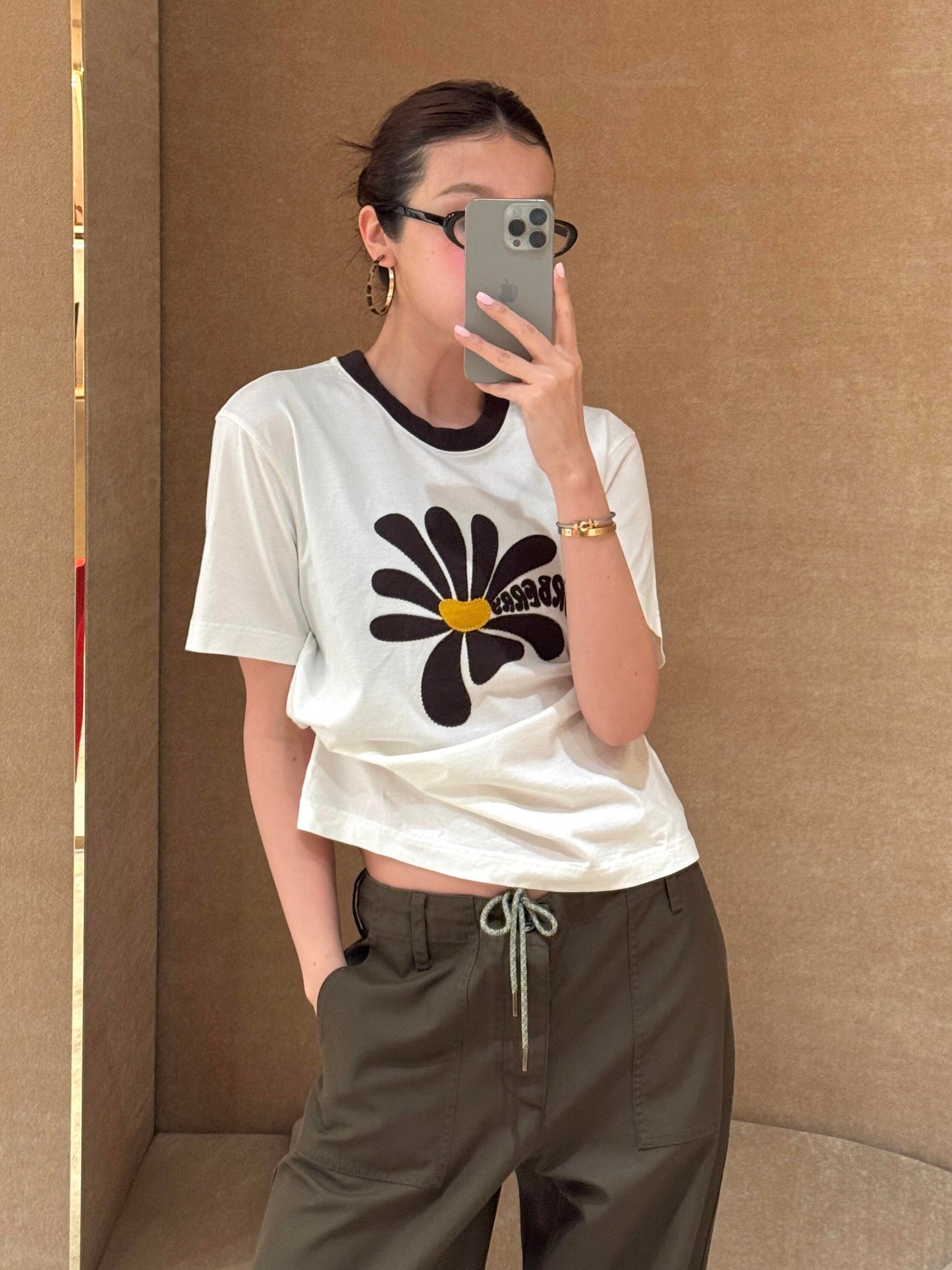 2026 Women's BBR Daisy Embroidered Short-Sleeved Top (DD120)