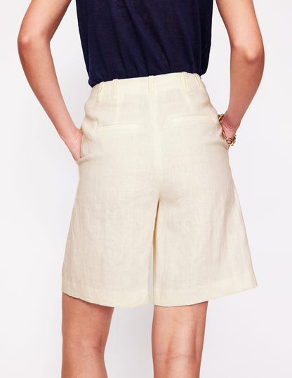 Pleat Linen Wide Leg Shorts-Ivory