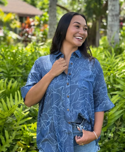 Kiele Wailea Blouse in Dark Chambray