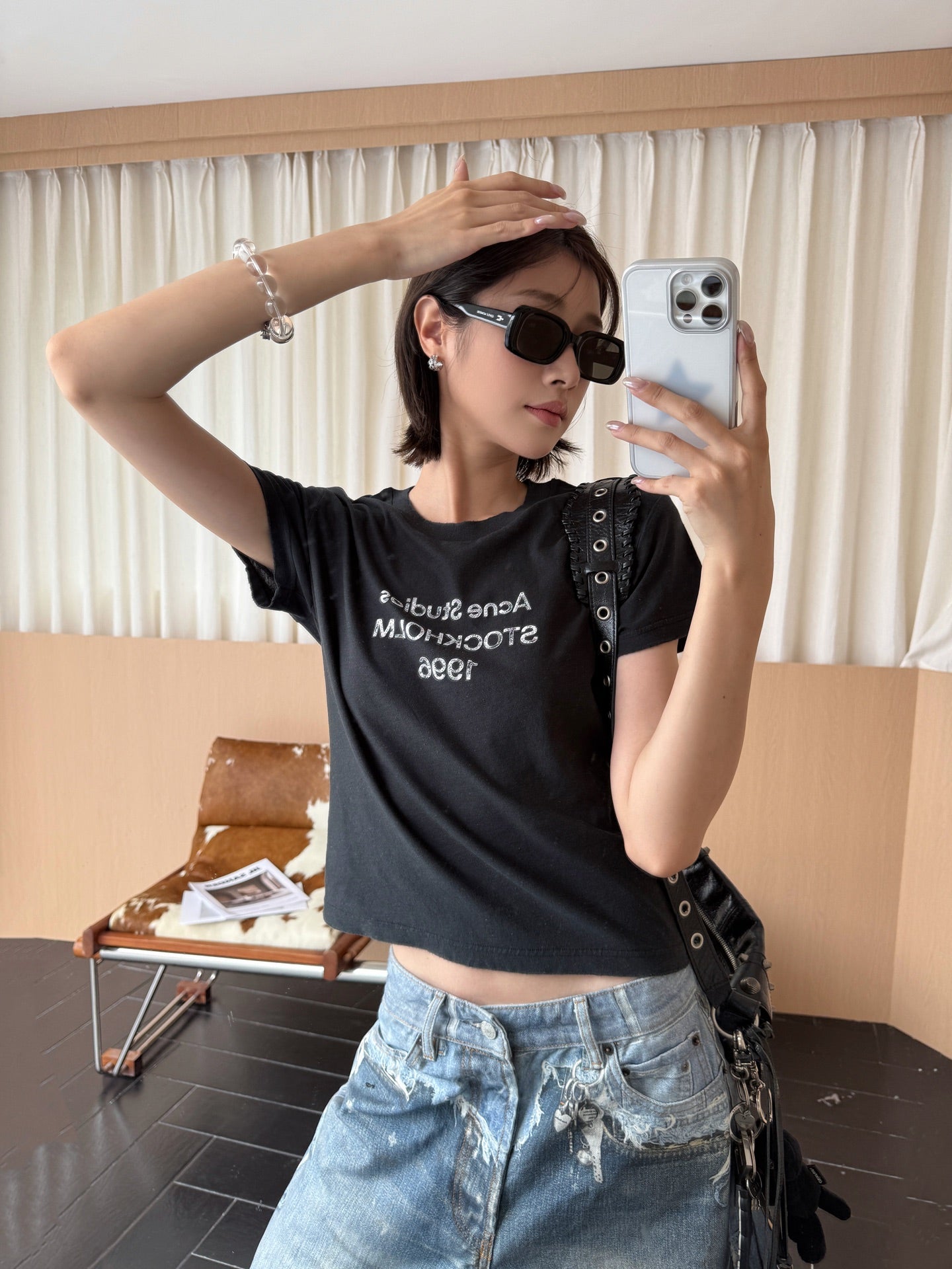2026 Women’s Acn Short-Sleeved T-Shirt with Screen-Printed Distressed Logo (FF731)