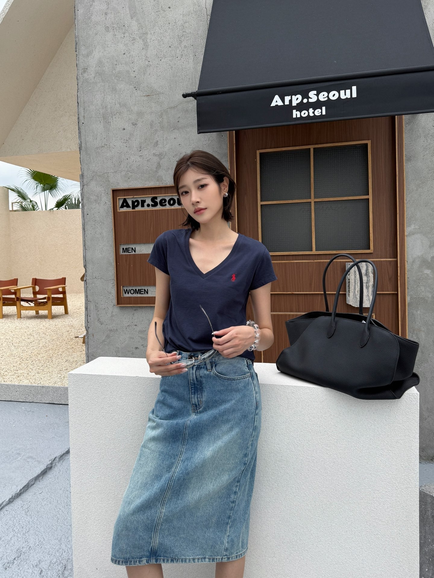 2026 Women’s RL Embroidered V-neck Short-sleeved Top (FF743)
