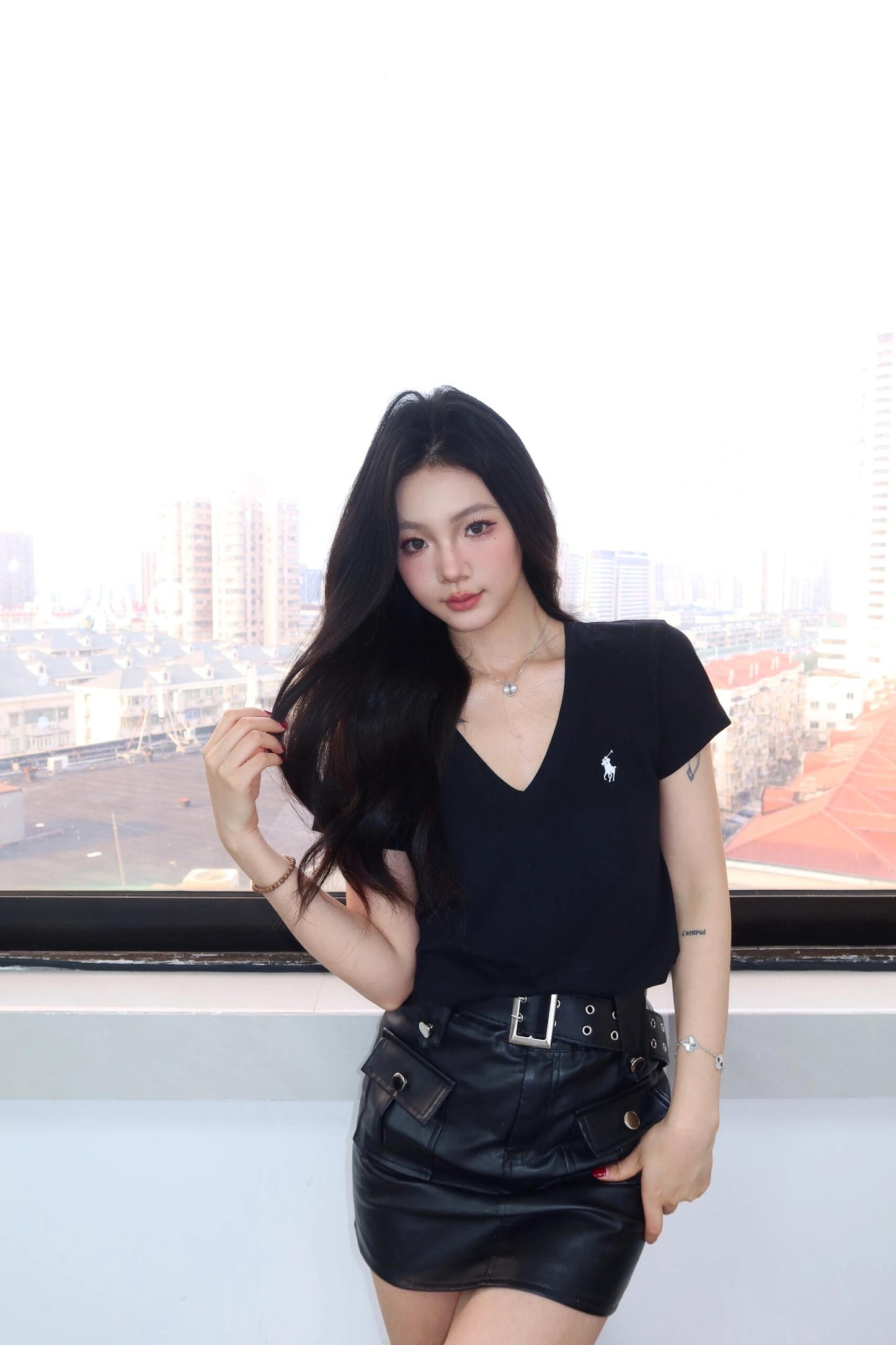 2026 Women’s RL Embroidered V-neck Short-sleeved Top (FF743)