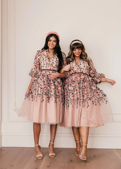 Holly Dress Rose