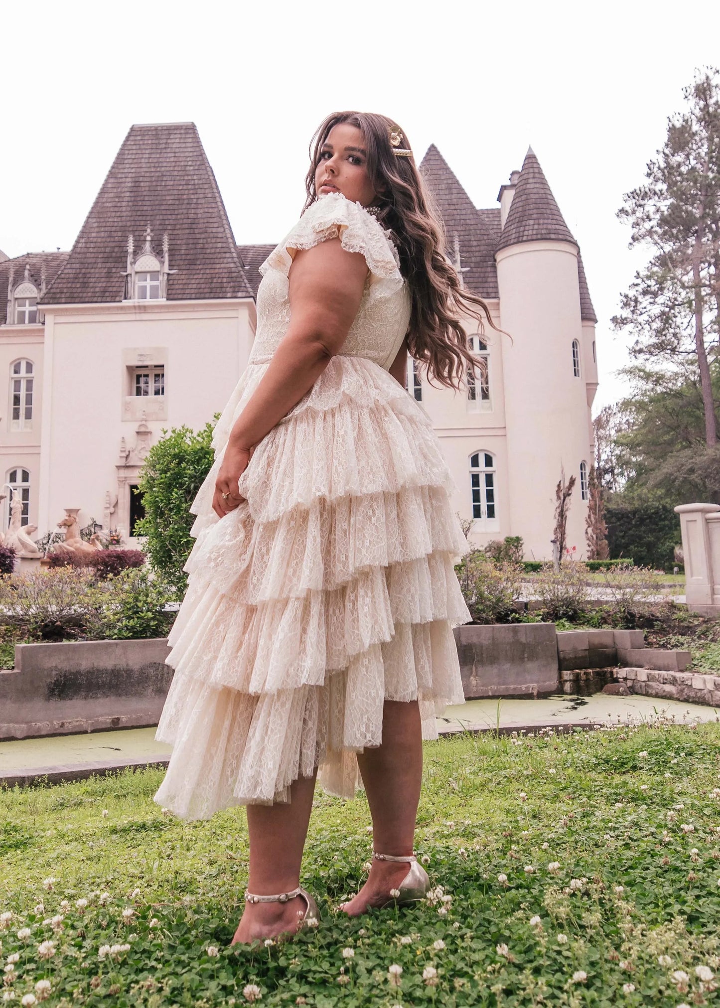 Mia Dress Champagne