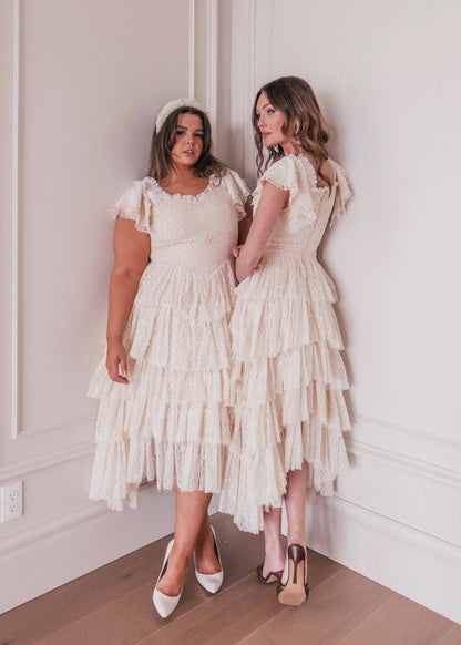 Mia Dress Champagne